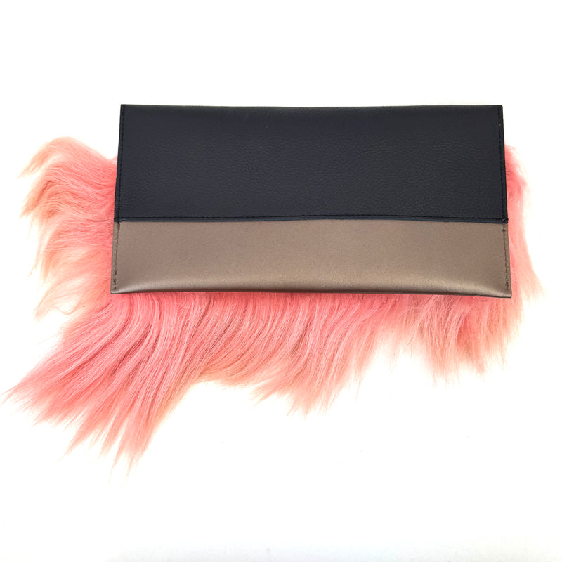 CARTERA DE MANO YAK COCO