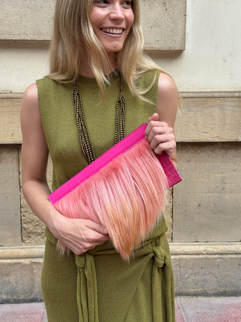 CARTERA DE MANO YAK FUCSIA