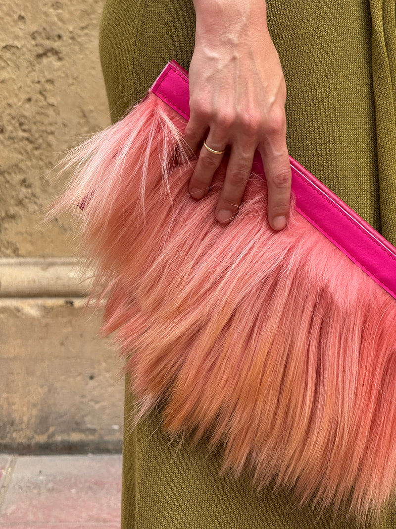 CARTERA DE MANO YAK FUCSIA