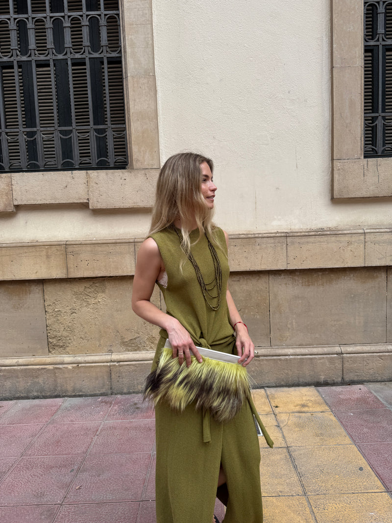 CARTERA DE MANO YAK VERDE