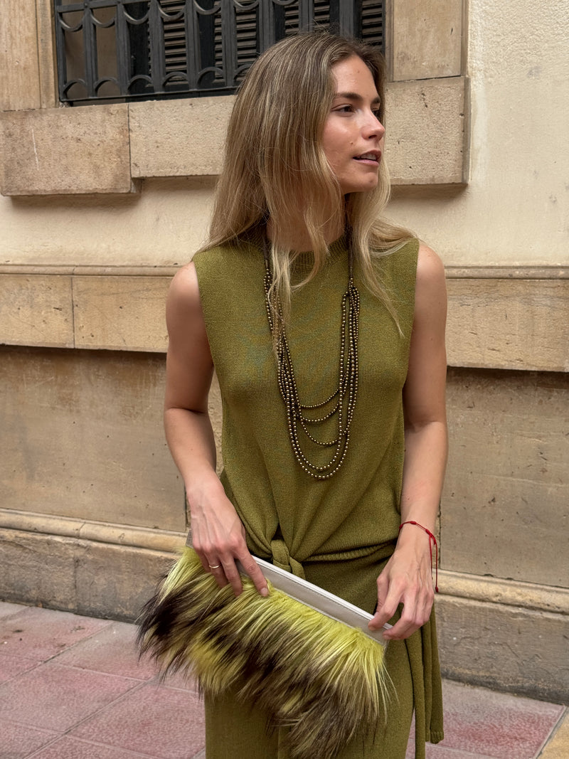 CARTERA DE MANO YAK VERDE