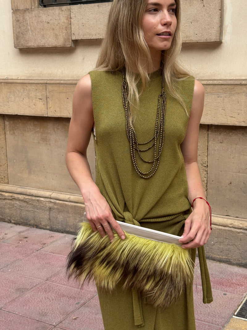 CARTERA DE MANO YAK VERDE