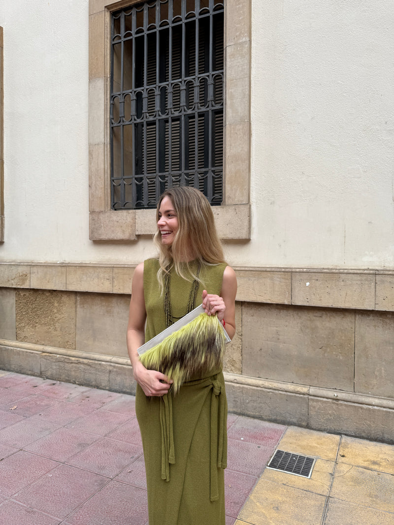 CARTERA DE MANO YAK VERDE