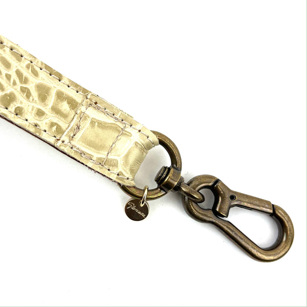 LLAVERO C 18