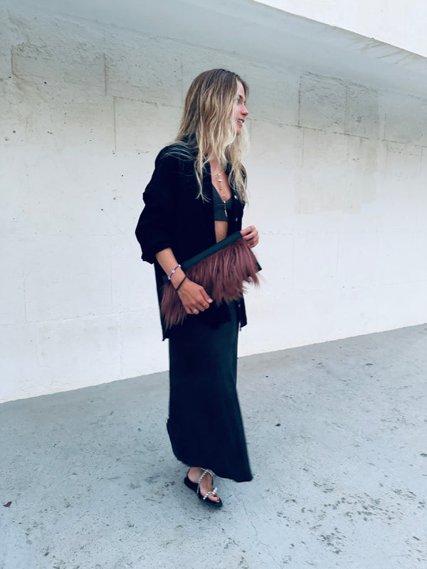 CARTERA DE MANO YAK NEGRO