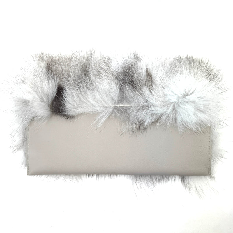 CARTERA DE MANO ZORRO GRIS