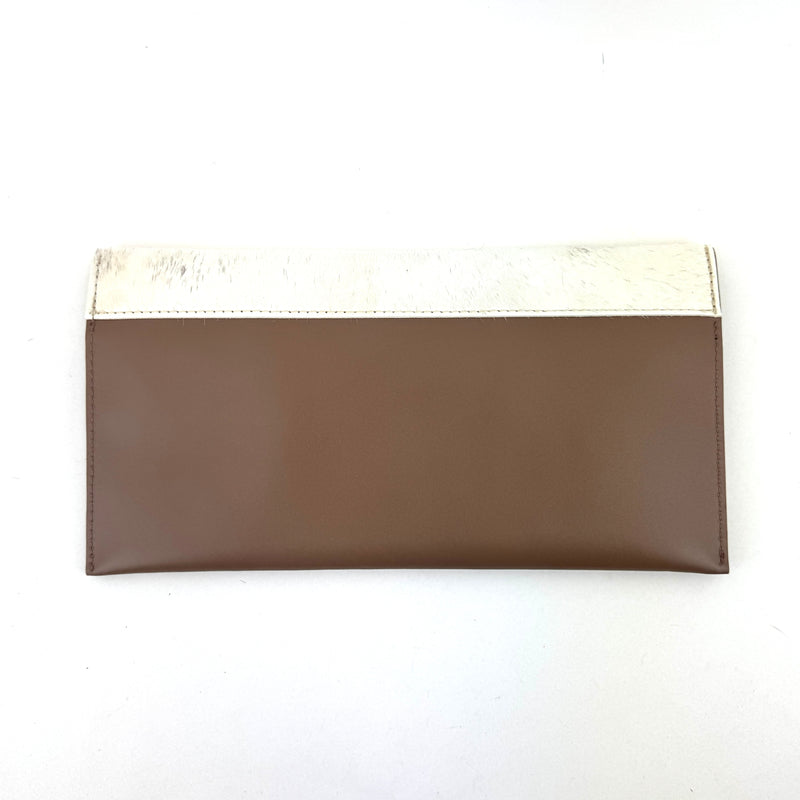 CARTERA DE MANO VACA