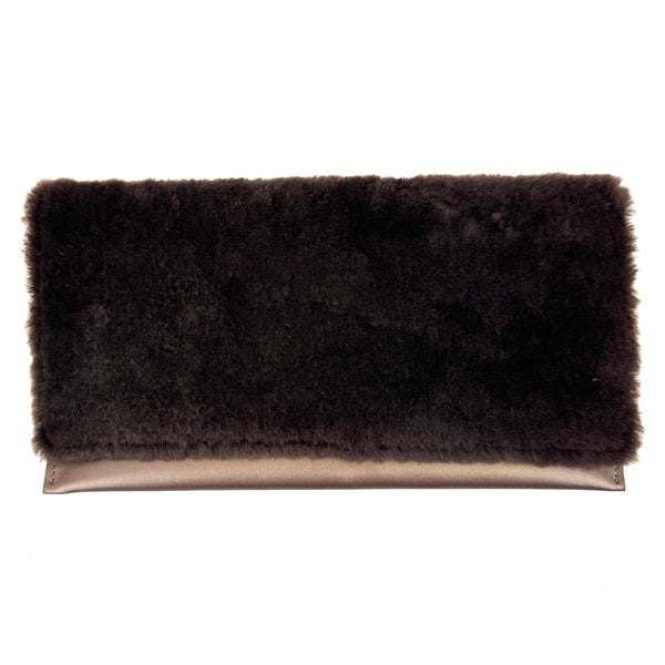 CARTERA DE MANO PELO MARRÓN